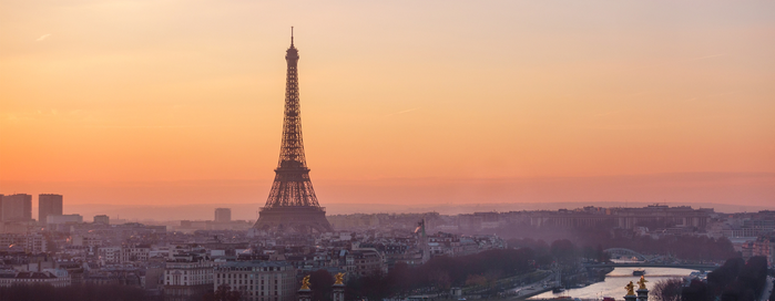 Eiffeltornet i kvällssol